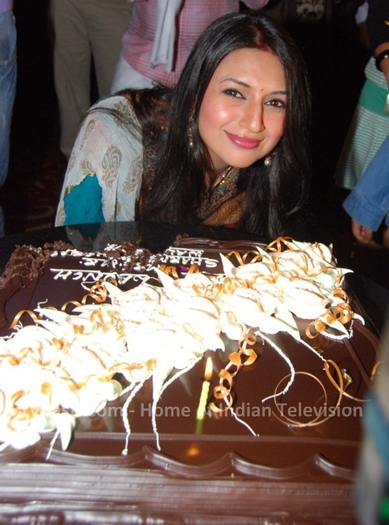 Divyanka_Tripathi - 0------------Sharad si Divyanka pics NEW