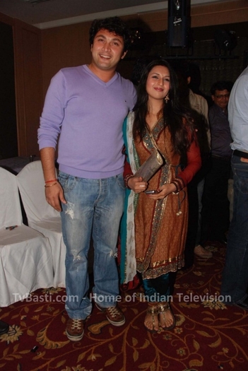 Rajesh_Kumar_and__Divyanka_Tripathi_4