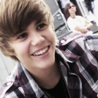 Justin 12 - Poze cu Justin Bieber