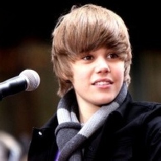 Justin 28 - Poze cu Justin Bieber