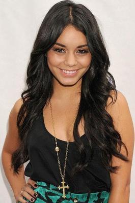 vanessa-hudgens-638955l-poza[1] - Vanessa Hungens