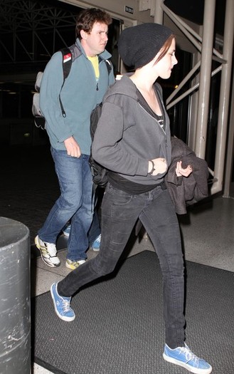  - Kristen Stewart Arriving At LAX