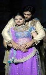 13372804_ORPEIDXBU - choti bahu