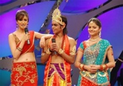 13372823_NPSOQJXQV - choti bahu