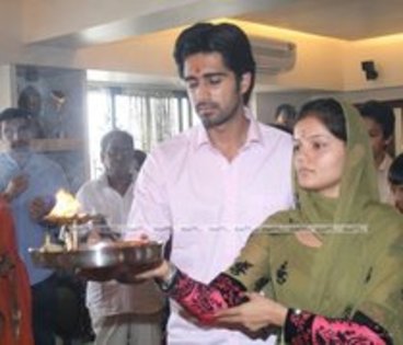 13372830_WGIEAOEQI - choti bahu