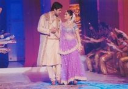 13372839_HGXEFRSLD - choti bahu