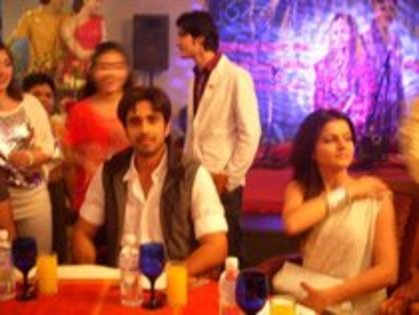 14893603_UBDZSMFMC - choti bahu