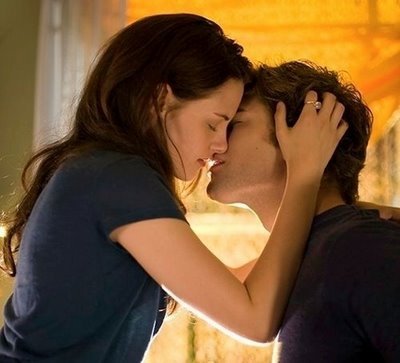 Kristen Stewart si Robert Pattinson