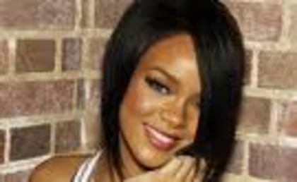 imagesCA3C3ZCD - RIHANNA