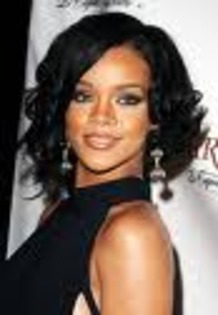 imagesCAFMWPMJ - RIHANNA