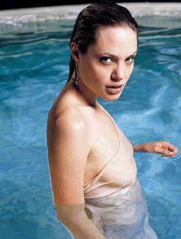 AngelinaJolie12