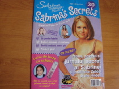 14606255_SKBILTWCI - magazin reviste