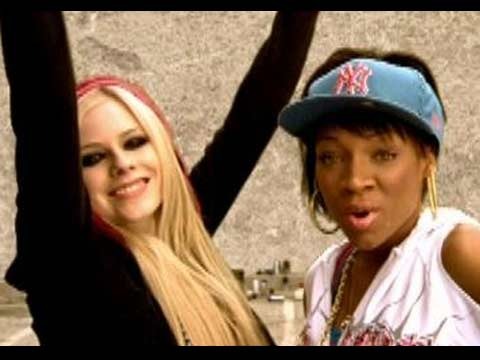 avril-lavigne-girlfriend-featuring-lil-mama - Avril Lavigne And Lil Mama - Girlfiend