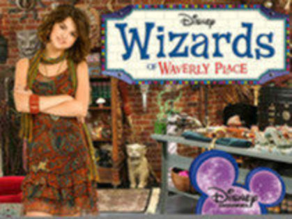 14915811_GJWAHOYZT - alex russo