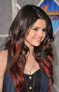15927988_EJPBSFTXP - selena gomez