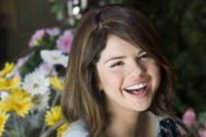 15927995_TAXISCRIN - selena gomez