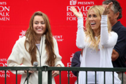 15940311_ZESHXEACF - 16th Annual EIF Revlon Run Walk For Women