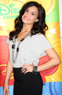 Disney ABC Television Group Summer Press Junket HZkBeRQ7Ecmm - demi lovato