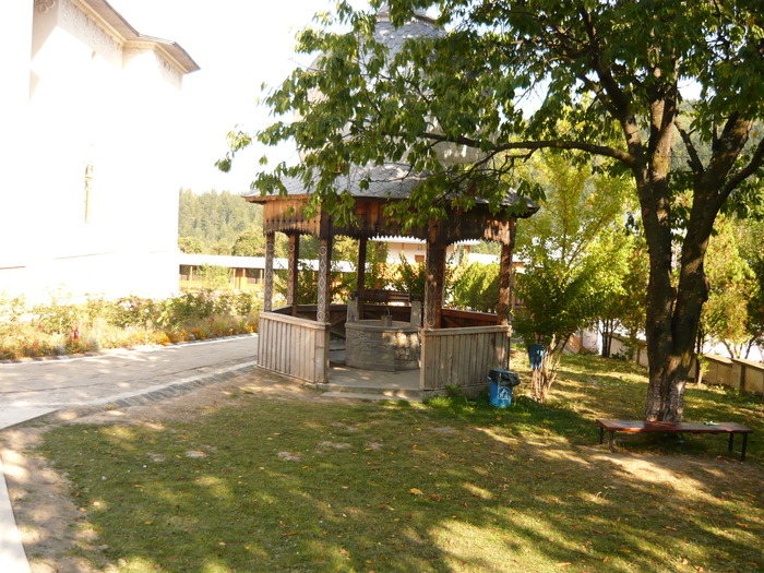 Fintina Man. Horaita