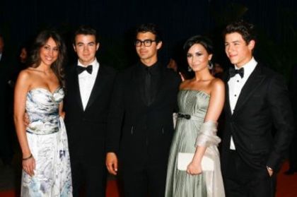 demi~lovato~cool.org.com3 (5)