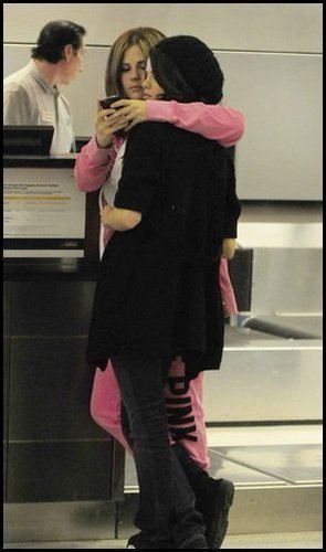 2up8wwk - 0-Selena Gomez-0