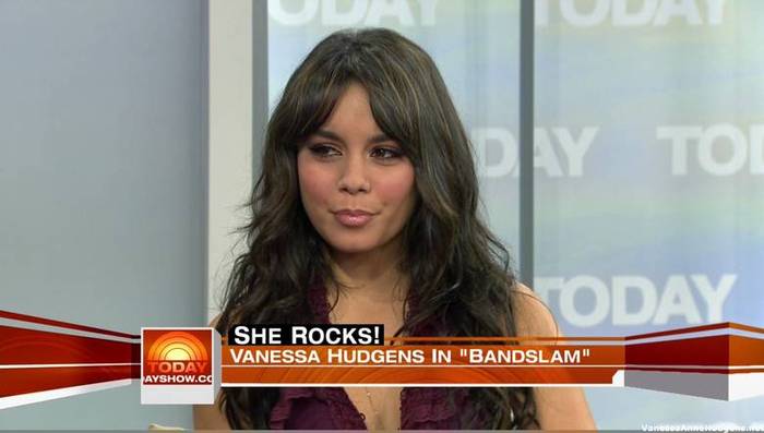 vanessaannehudgens_net-tvshow-todayshow-04aug09-HDcap1511
