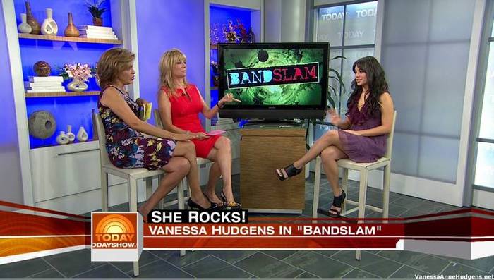 vanessaannehudgens_net-tvshow-todayshow-04aug09-HDcap1535