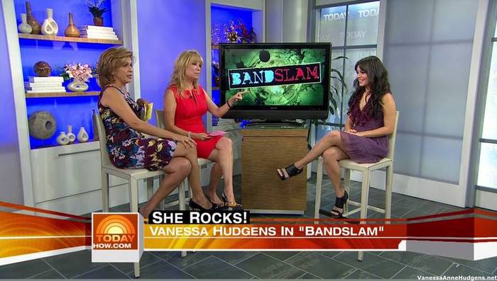 vanessaannehudgens_net-tvshow-todayshow-04aug09-HDcap1544