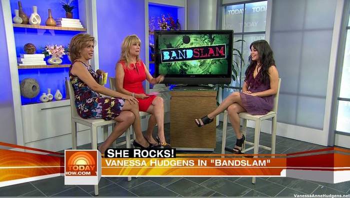 vanessaannehudgens_net-tvshow-todayshow-04aug09-HDcap1545