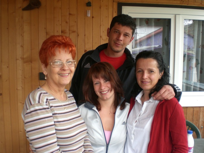 familia din Canada - clubul bistritean si altele