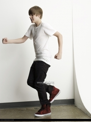 ~~ JusStiN BieEbEr ~~ - o_JuStiN phOtOshOoT 63_o