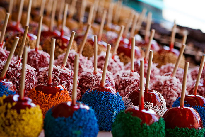 20081031212210_candy_apples - Color Picture