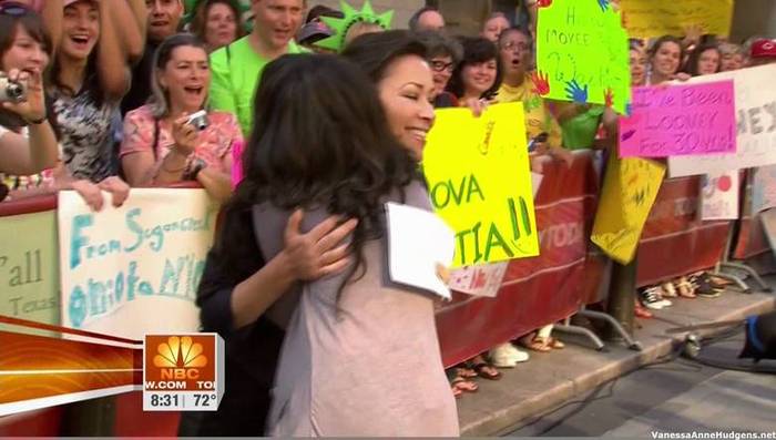 vanessaannehudgens_net-tvshow-todayshow-04aug09-HDcap0035