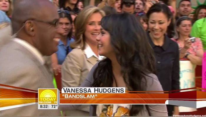 vanessaannehudgens_net-tvshow-todayshow-04aug09-HDcap0063
