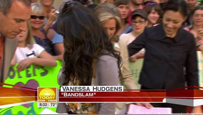 vanessaannehudgens_net-tvshow-todayshow-04aug09-HDcap0068