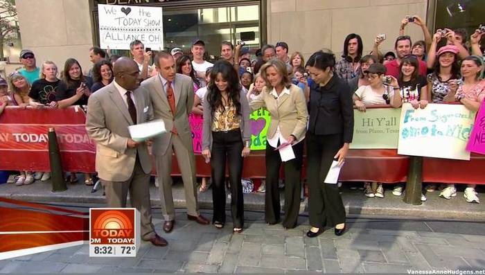 vanessaannehudgens_net-tvshow-todayshow-04aug09-HDcap0071