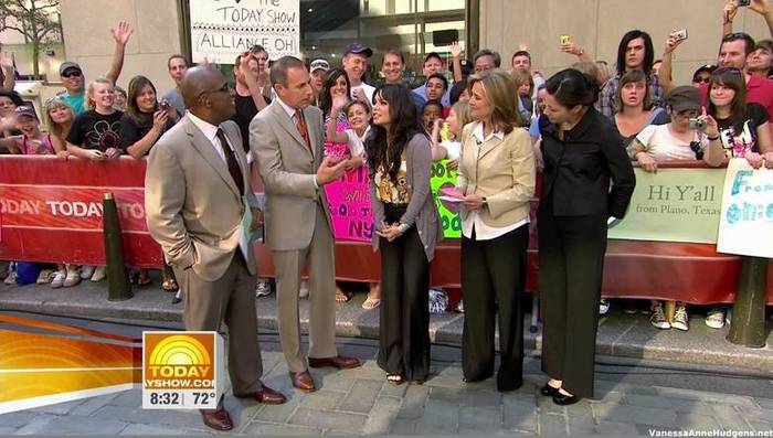 vanessaannehudgens_net-tvshow-todayshow-04aug09-HDcap0085