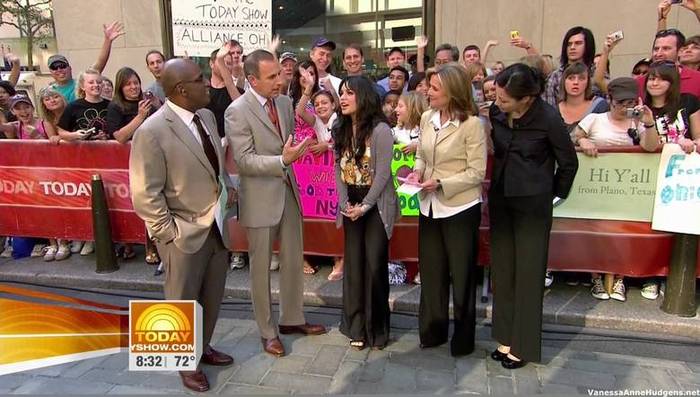 vanessaannehudgens_net-tvshow-todayshow-04aug09-HDcap0086