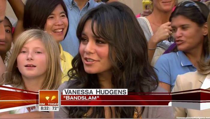 vanessaannehudgens_net-tvshow-todayshow-04aug09-HDcap0099