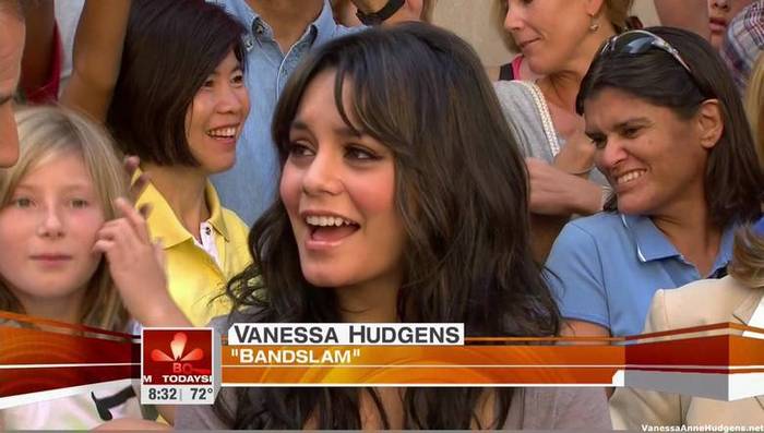 vanessaannehudgens_net-tvshow-todayshow-04aug09-HDcap0102