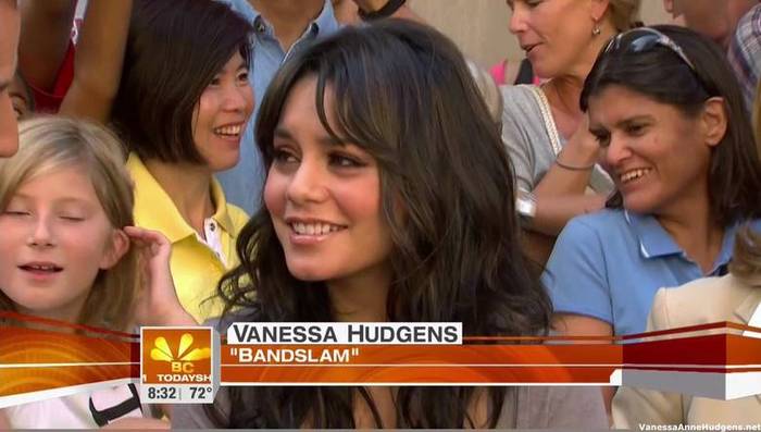 vanessaannehudgens_net-tvshow-todayshow-04aug09-HDcap0103