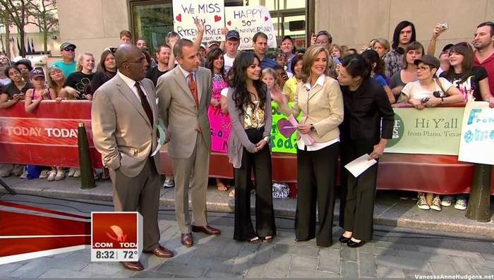 vanessaannehudgens_net-tvshow-todayshow-04aug09-HDcap0190