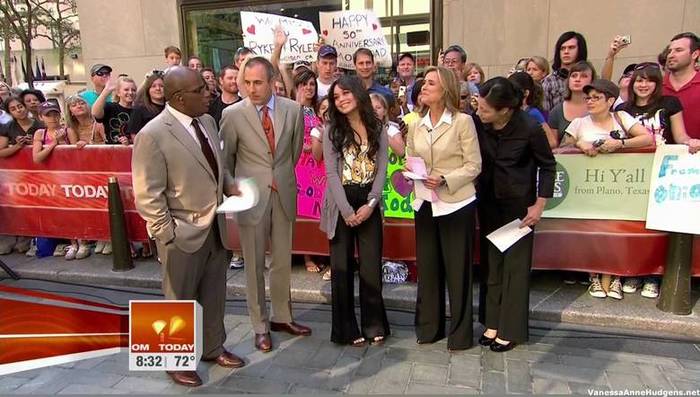 vanessaannehudgens_net-tvshow-todayshow-04aug09-HDcap0193