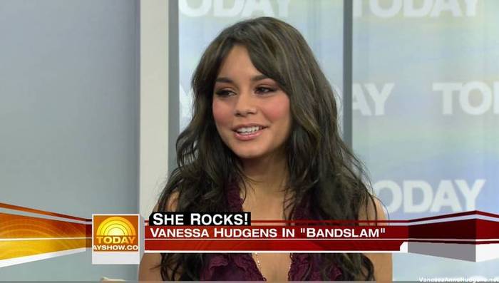 vanessaannehudgens_net-tvshow-todayshow-04aug09-HDcap1004