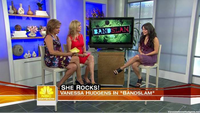 vanessaannehudgens_net-tvshow-todayshow-04aug09-HDcap1029