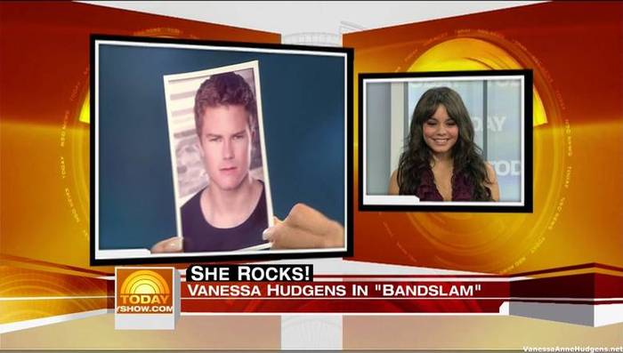 vanessaannehudgens_net-tvshow-todayshow-04aug09-HDcap1240
