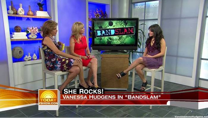 vanessaannehudgens_net-tvshow-todayshow-04aug09-HDcap1322
