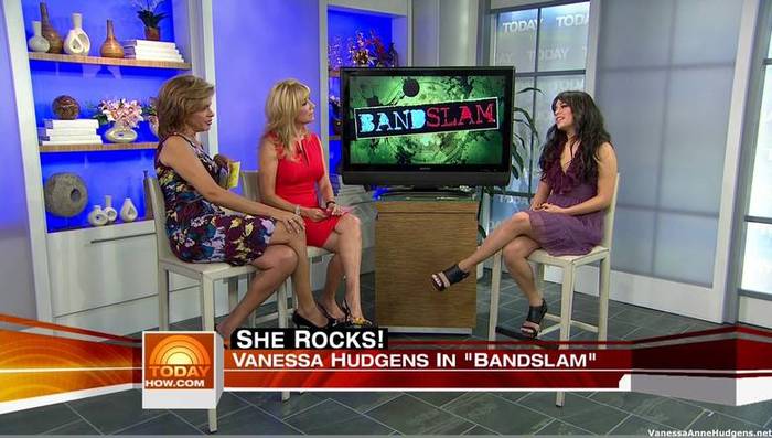 vanessaannehudgens_net-tvshow-todayshow-04aug09-HDcap1325