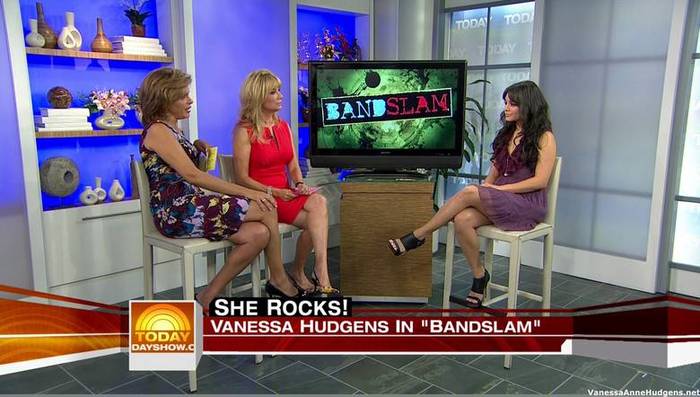 vanessaannehudgens_net-tvshow-todayshow-04aug09-HDcap1388