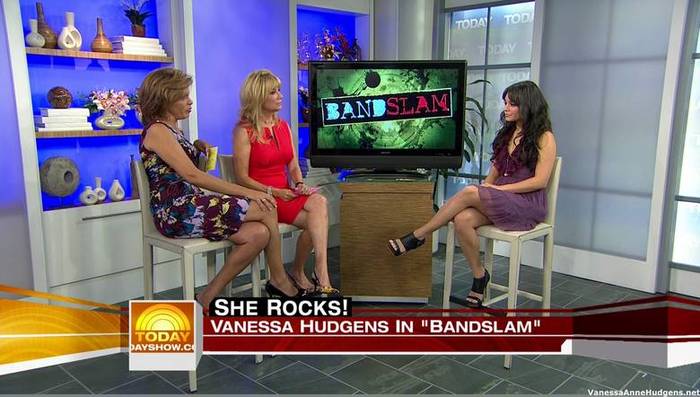 vanessaannehudgens_net-tvshow-todayshow-04aug09-HDcap1389